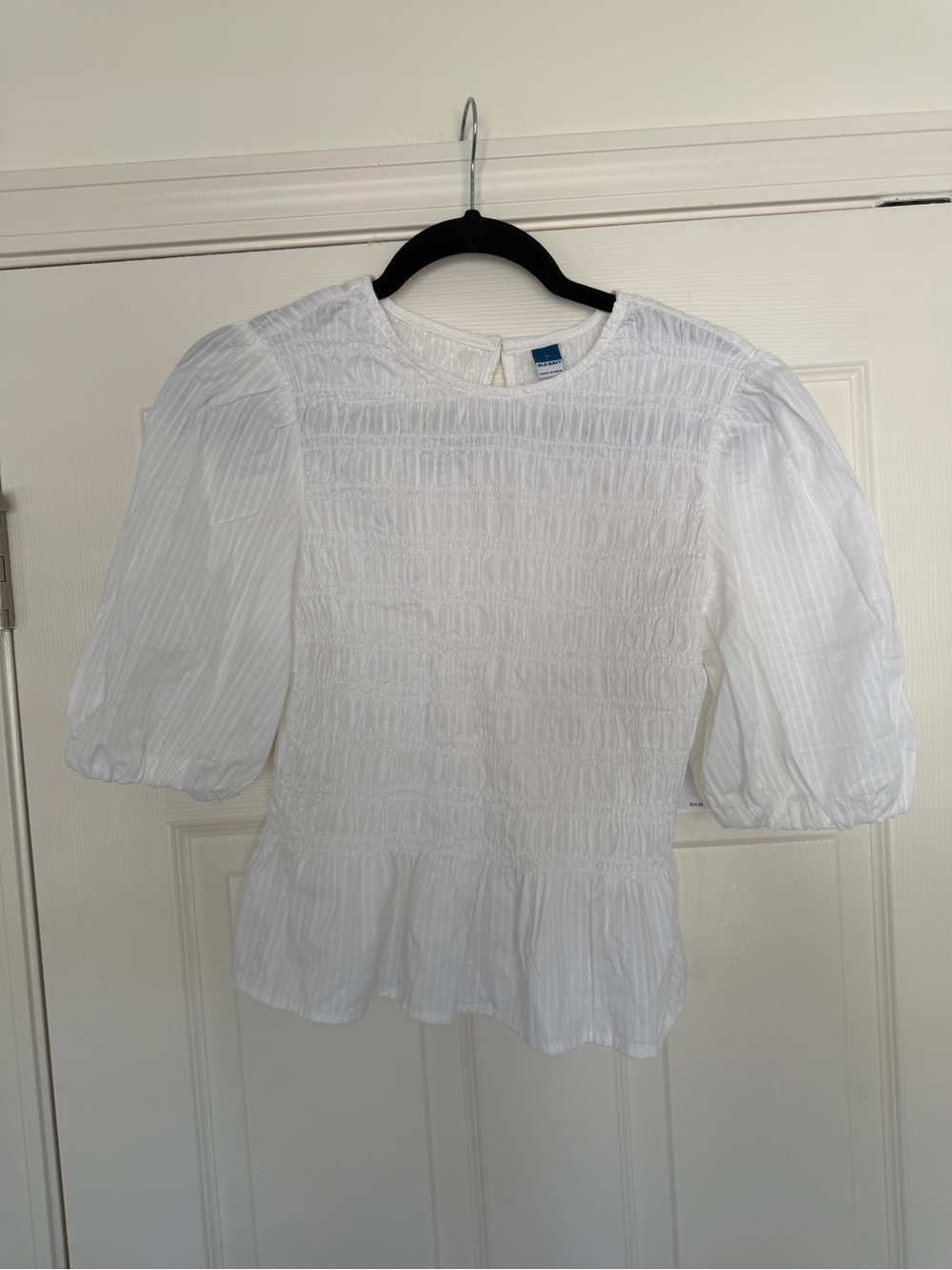 NWT White Smocked Puff-Sleeve Top - Old Navy